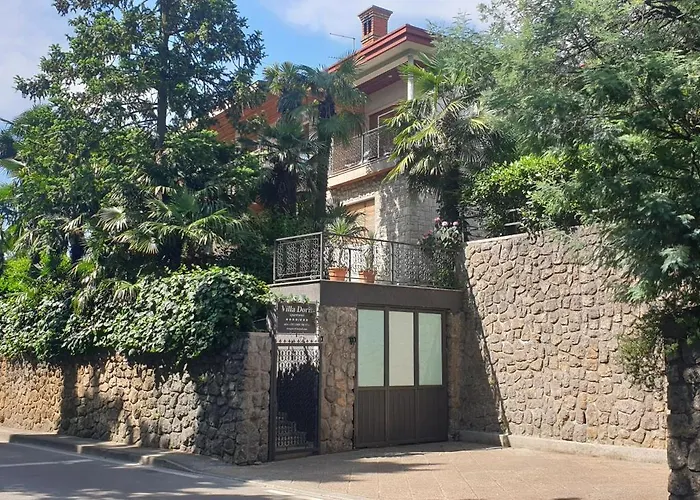 Doris Apartment